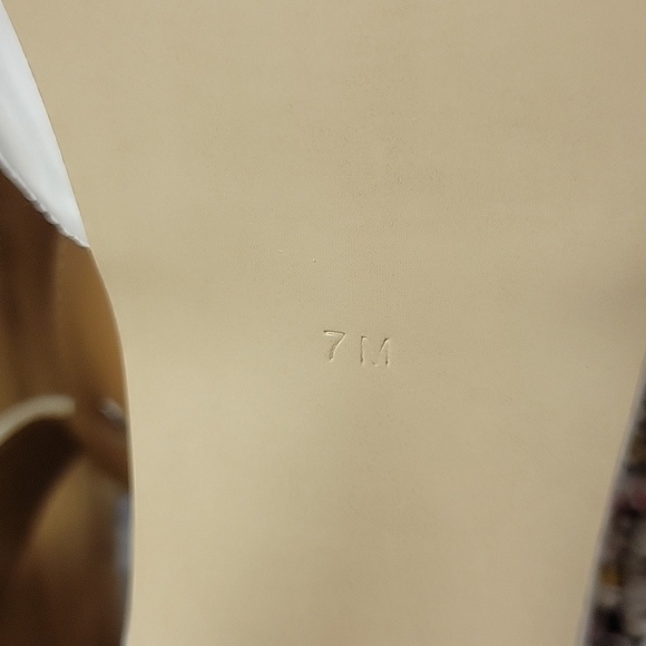 Guess Women's White Vegan Leather Platform Heel Sandals. Sz 7 Florie - Picture 9 of 9